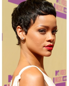 Discount Black Straight Cropped Rihanna Wigs